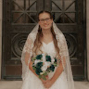 Meet your Posher, Savannah